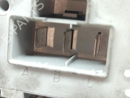 Fuse box FIAT PUNTO (188_) 1.9 DS 60 (188.031, .051, .231, .251) | BP19062361E1 