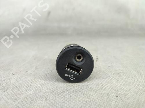 Used Switch NISSAN JUKE (F15) 1.5 dCi (110 hp) 19131173