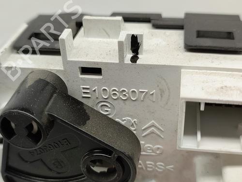 Climate control PEUGEOT 208 I (CA_, CC_) 1.6 HDi / BlueHDi 75 | BP19154352I5 