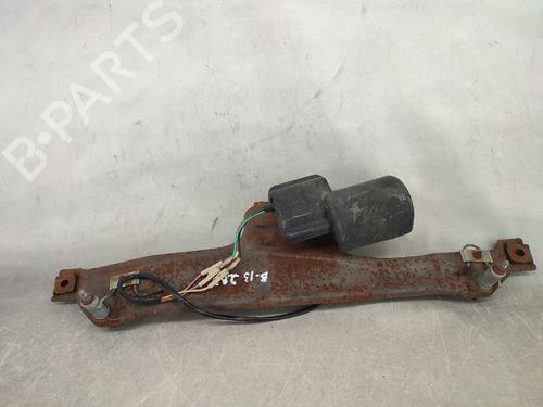 Used Front wiper motor PEUGEOT 304 Break (_04D_) [1970-1980]  19154787