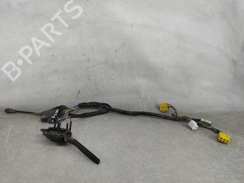 Used Steering column stalk PEUGEOT 304 Break (_04D_) [1970-1980]  19154775