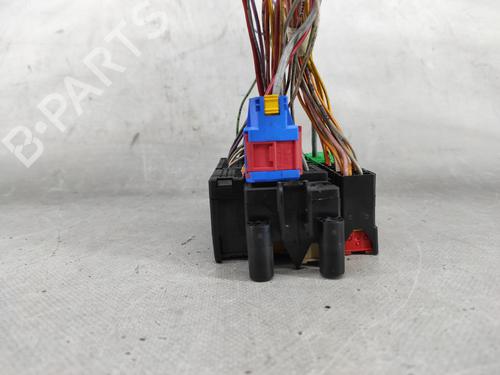 Fuse box PEUGEOT 406 (8B) 1.6 | BP19156483E1 