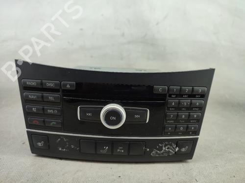 Used Radio MERCEDES-BENZ E-CLASS (W212) E 220 CDI / BlueTEC (212.001, 212.002) (170 hp) 19257094