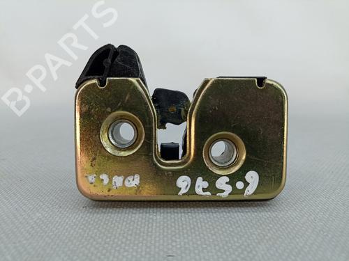 Used Tailgate lock VW POLO III (6N1) 50 1.0 (50 hp) 19288471