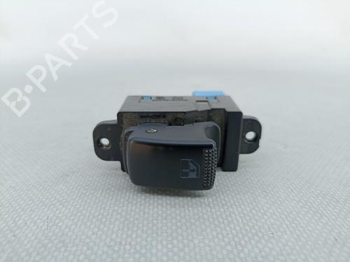 Przełącznik szyby tylnej lewej KIA RIO I Hatchback (DC) 1.3 935762D000