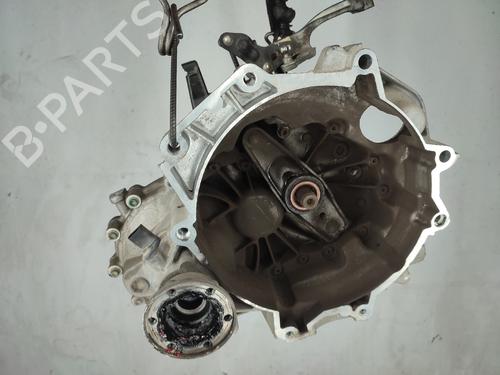 Used Gearbox VW POLO IV (9N_, 9A_) 1.2 12V (64 hp) 19521636