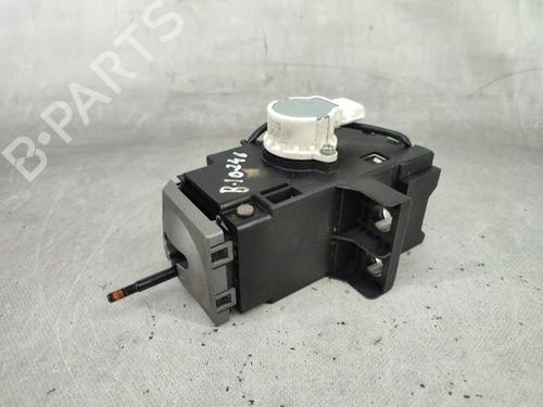 Gear lever TOYOTA PRIUS Liftback (_W2_) 1.5 Hybrid (NHW20_, NHW20R) | BP19027335M90 