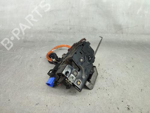 Front right lock AUDI A3 (8P1) 1.6 4E1837016