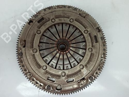 Used Flywheel VW GOLF VII (5G1, BQ1, BE1, BE2) 1.4 TGI CNG (110 hp) 19686482
