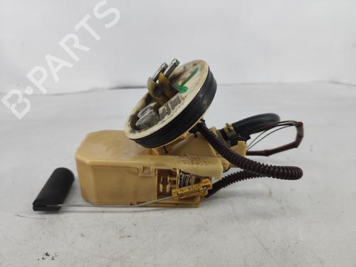 Used Fuel pump NISSAN PRIMERA Hatchback (P11) 2.0 16V (131 hp) 20112053