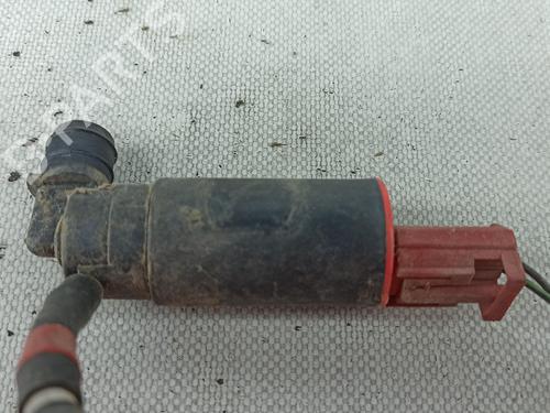 Washer pump LAND ROVER FREELANDER I (L314) 2.0 DI 4x4 | BP19543299E24 