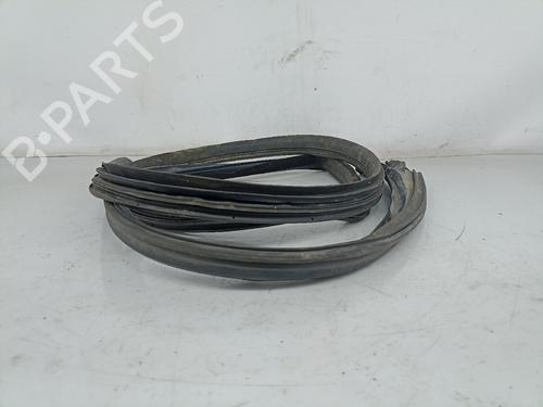 Rubber door seal ALFA ROMEO GT (937_) 1.9 JTD (937CXN1B) | BP20235316C142 