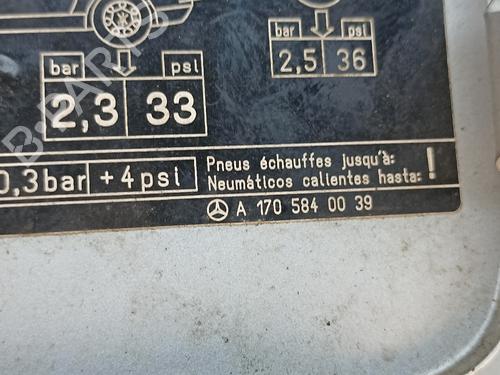 Fuel flap MERCEDES-BENZ SLK (R170) 230 Kompressor (170.447) | BP20317975C131