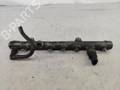 Injection rail RENAULT MEGANE II Estate (KM0/1_) 1.9 dCi (KMRG, KM1G, KM0G, KM2C) 8200330912