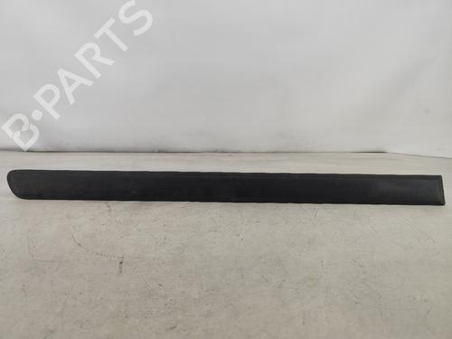 Door moulding trim HONDA CIVIC VI Fastback (MA, MB) 1.4 i (MA8, MB2) TRÁS DIREITO 
