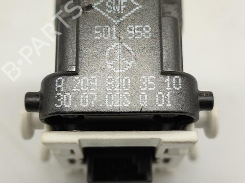 Right rear window switch MERCEDES-BENZ CLK (C209) CLK 240 (209.361) | BP21046447I28 