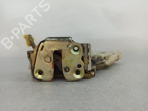 Front right lock NISSAN TERRANO II (R20) 2.7 TDi 4WD 8055291L66