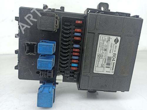 Used Fuse box NISSAN TERRANO II (R20) 2.7 TDi 4WD (125 hp) 21144082