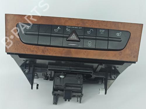 Used Switch MERCEDES-BENZ CLS (C219) CLS 320 CDI (219.322) (224 hp) 21557619