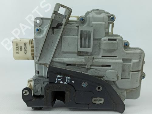 Front right lock AUDI A3 (8P1) 2.0 TDI 4F1837016