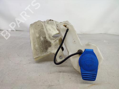 Used Windscreen washer tank AUDI A4 B7 Avant (8ED) 2.0 TDI (170 hp) 21795152