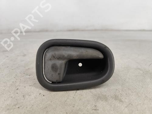Used Front right interior door handle KIA SPORTAGE SUV (K00) 2.0 TD 4WD (83 hp) 21516647