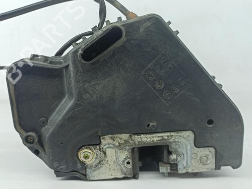 Høyre bak lås MERCEDES-BENZ C-CLASS (W203) C 200 CDI (203.004) (116 hp) 22410130