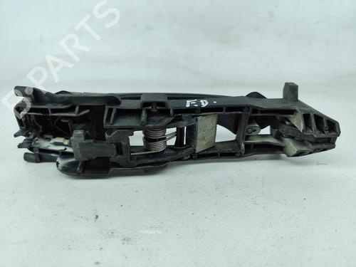 Høyre foran utvendig håndtak MERCEDES-BENZ C-CLASS (W203) C 200 CDI (203.004) | BP22409047C129