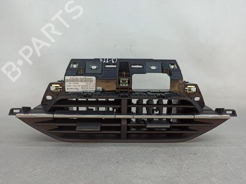 Used Air vent PEUGEOT 2008 II (UD_, US_, UY_, UJ_, UR_, UC_) 1.2 PureTech 100 (USHNK) (101 hp) 22765930