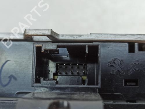 Switch PEUGEOT 2008 II (UD_, US_, UY_, UJ_, UR_, UC_) 1.2 PureTech 100 (USHNK) | BP22765890I30