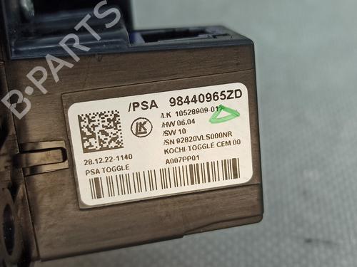 Gear lever PEUGEOT 208 II (UB_, UP_, UW_, UJ_) e-208 | BP22772867M90 