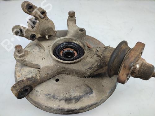 Used Left front steering knuckle NISSAN NAVARA (D21) 2.5 D 4x4 (80 hp) 22930584