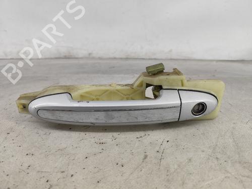 Used Front left exterior door handle HYUNDAI SANTA FÉ II (CM) 2.2 CRDi (155 hp) 23095179