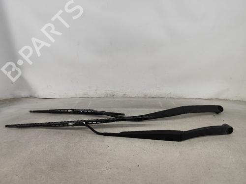 Used Front windshield wiper arm HYUNDAI SANTA FÉ II (CM) 2.2 CRDi (155 hp) 23095072