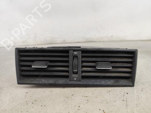 Air vent MERCEDES-BENZ C-CLASS (W202) C 220 CDI (202.133) CENTRAL