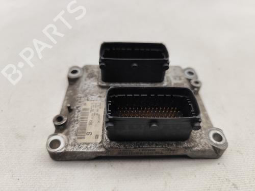 Używane Sterownik / Moduł silnika FIAT PUNTO (188_) 1.2 16V 80 (188.233, .235, .253, .255, .333, .353, .639,... (80 hp) 22741474