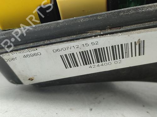 Fuse box PEUGEOT 208 I (CA_, CC_) 1.4 HDi | BP23432420E1