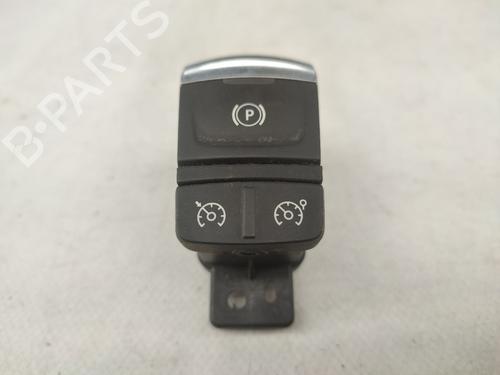 BP23549160I18 main image