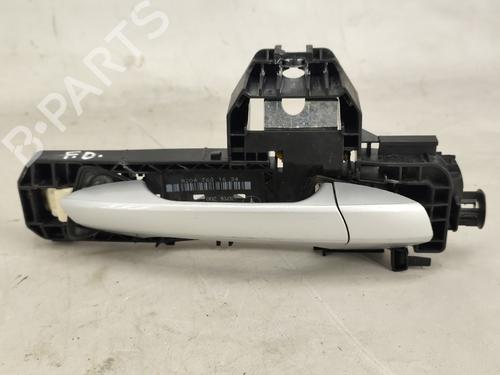 Front right exterior door handle MERCEDES-BENZ C-CLASS (W204) C 180 CDI (204.000) A2047601634