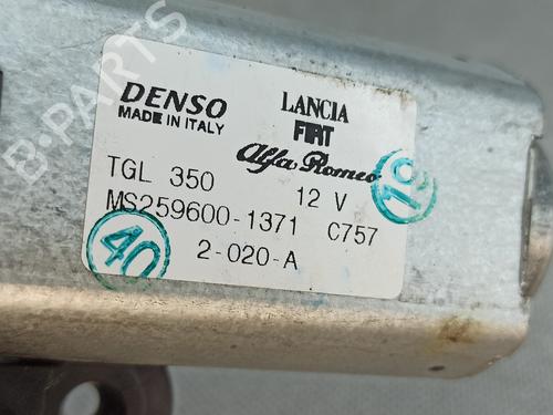 Rear wiper motor FIAT 500 (312_) 1.2 (312AXA1A) | BP24299056M102