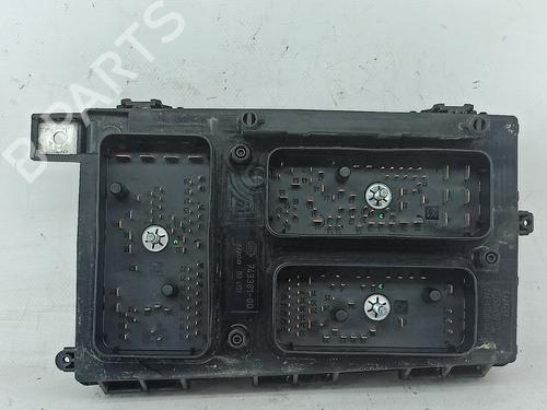 Fuse box OPEL ASTRA H (A04) 1.4 (L48) | BP24335615E1