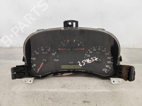 Used Instrument cluster FIAT PUNTO (188_) 1.2 60 (188.030, .050, .130, .150, .230, .250) (60 hp) 24370685
