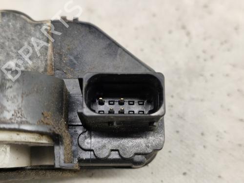 Front right lock OPEL ADAM (M13) 1.4 | BP22926835C97