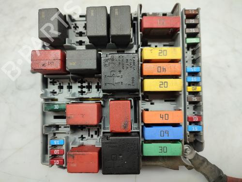 Fuse box FIAT FIORINO Box Body/MPV (225_) 1.3 D Multijet (225BXD1A, 225BXB1A, 225BXB11) 51781452