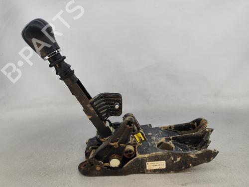 Used Gear lever NISSAN QASHQAI II (J11, J11_) 1.5 dCi (110 hp) 24532135