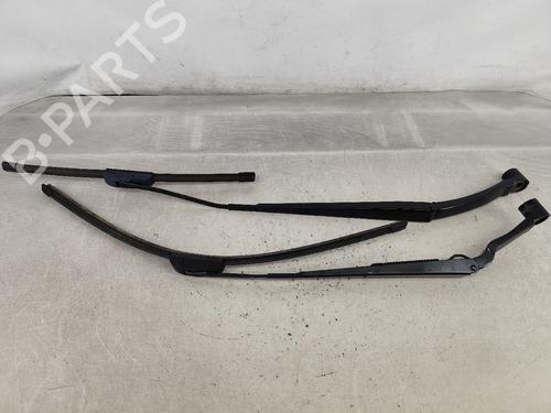 Used Front windshield wiper arm Front windshield wiper arm 22963753 22963753
