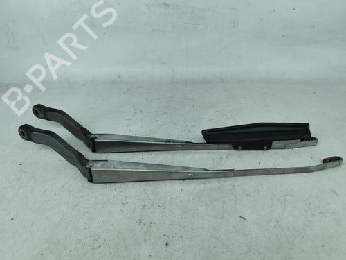 Used Front windshield wiper arm HONDA CRX I (AF, AS) 1.6 i 16V (AS) (125 hp) 24735605