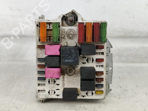 Caja reles / fusibles ALFA ROMEO GT (937_) [2003-2010]  25035880