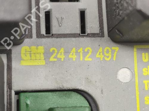 Fuse box OPEL ZAFIRA A MPV (T98) 2.0 DTI 16V (F75) | BP25148113E1