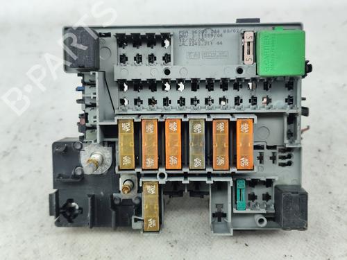 Used Fuse box PEUGEOT 206 Hatchback (2A/C) 1.9 D (69 hp) 25709451